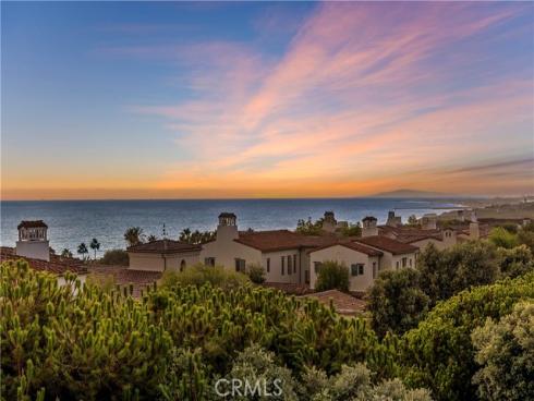 28 Surfspray Bluff , Newport Coast, CA