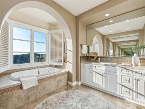 3 Coral Cay , Newport Coast, CA