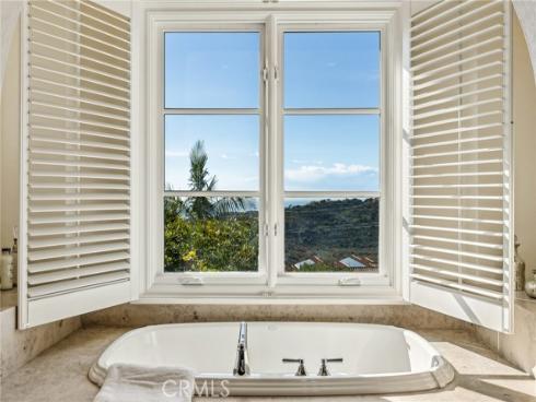 3 Coral Cay , Newport Coast, CA