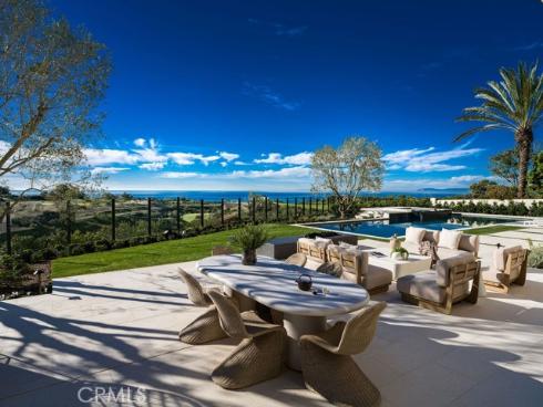 24 Fairway , Newport Coast, CA