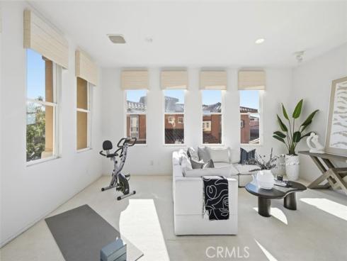 21 Splendore Dr , Newport Coast, CA