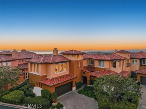 21 Splendore Dr , Newport Coast, CA