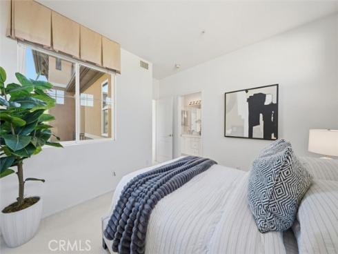 21 Splendore Dr , Newport Coast, CA