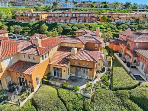 21 Splendore Dr , Newport Coast, CA
