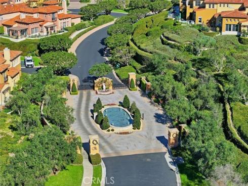 21 Splendore Dr , Newport Coast, CA