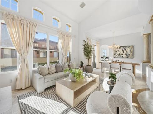 21 Splendore Dr , Newport Coast, CA