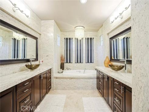 34 Sunset Cove , Newport Coast, CA