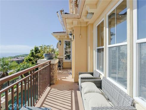 34 Sunset Cove , Newport Coast, CA