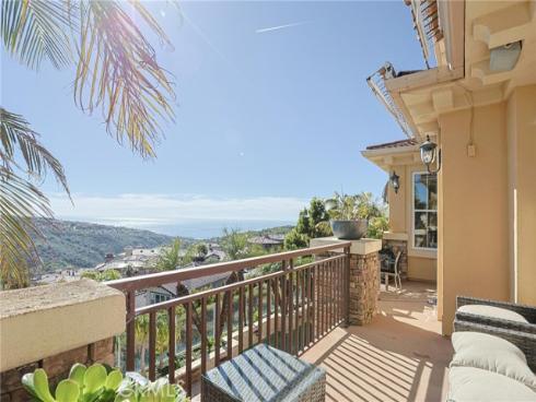 34 Sunset Cove , Newport Coast, CA