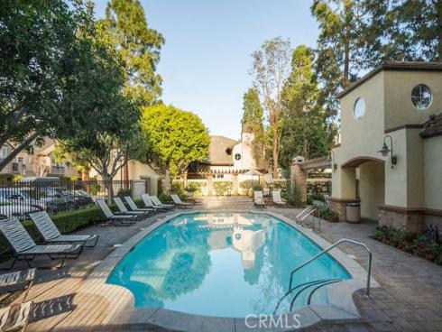 17  Auvergne  , Newport Coast, CA