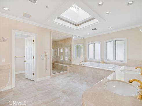 20 Pelican Point , Newport Coast, CA