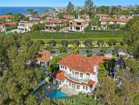 20 Pelican Point , Newport Coast, CA