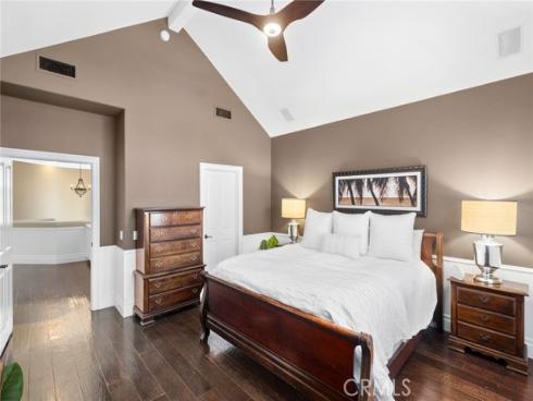 25  Lyon  , Newport Coast, CA