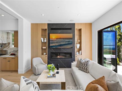 28  Surfspray Bluff  , Newport Coast, CA