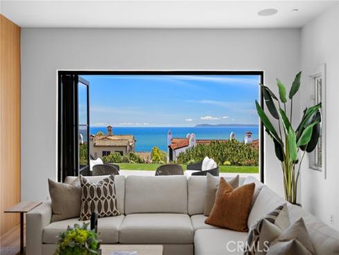 28  Surfspray Bluff  , Newport Coast, CA