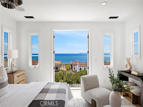 28  Surfspray Bluff  , Newport Coast, CA