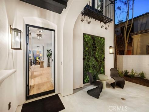 28  Surfspray Bluff  , Newport Coast, CA