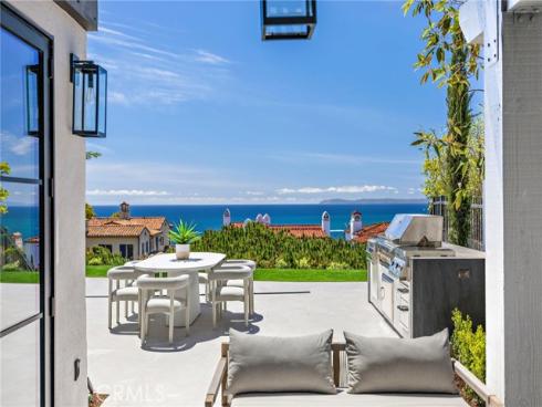 28  Surfspray Bluff  , Newport Coast, CA