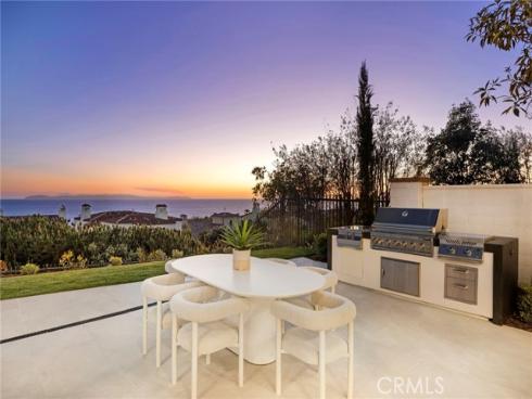 28  Surfspray Bluff  , Newport Coast, CA