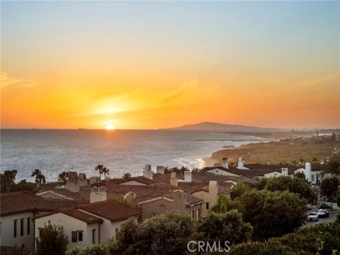 28  Surfspray Bluff  , Newport Coast, CA