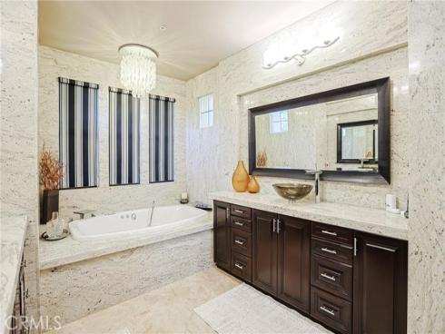 34 Sunset Cove , Newport Coast, CA