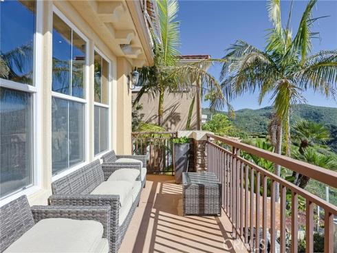 34 Sunset Cove , Newport Coast, CA