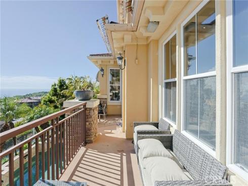 34 Sunset Cove , Newport Coast, CA