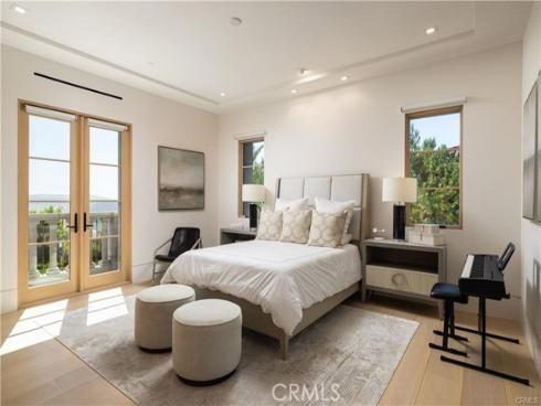 39 Tide Watch , Newport Coast, CA