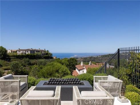 39 Tide Watch , Newport Coast, CA