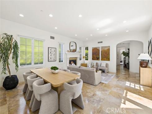 28 Sandy Cv , Newport Coast, CA