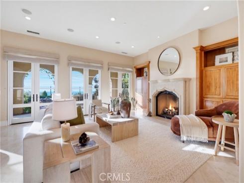 31 Overlook , Newport Coast, CA