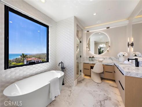 8 Baffin Bay , Newport Coast, CA