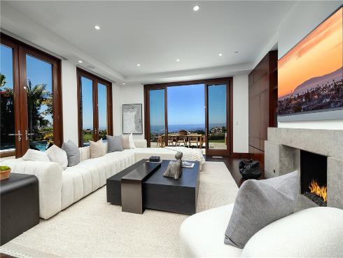 9 Sailcrest , Newport Coast, CA