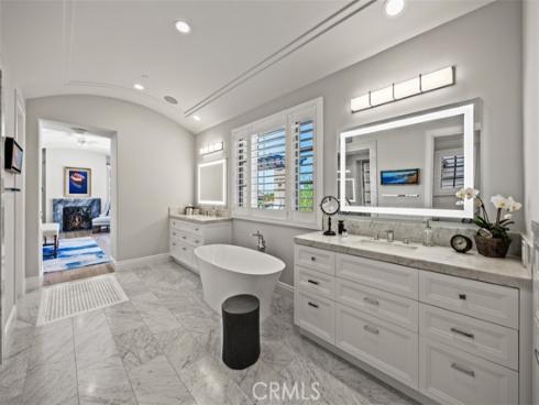 1 Ocean Bluff , Newport Coast, CA
