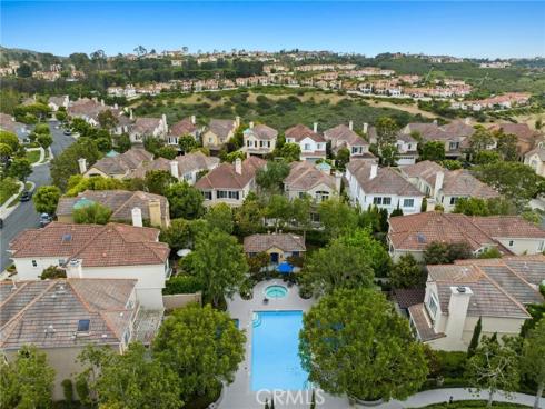 25  Lyon  , Newport Coast, CA