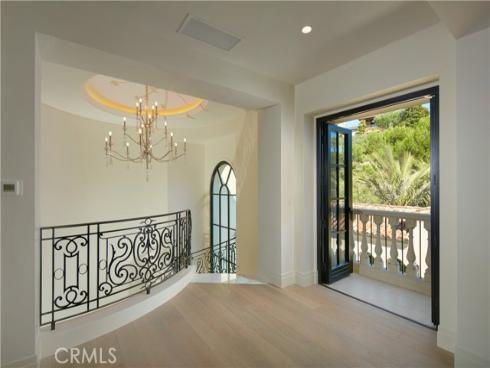3 Del Mar , Newport Coast, CA