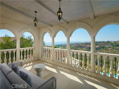 3 Del Mar , Newport Coast, CA