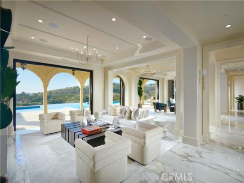 3 Del Mar , Newport Coast, CA