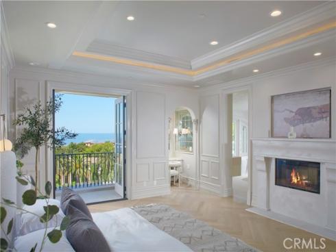 3 Island Vista , Newport Coast, CA