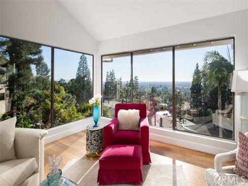 10831 Hideaway Dr , North Tustin, CA