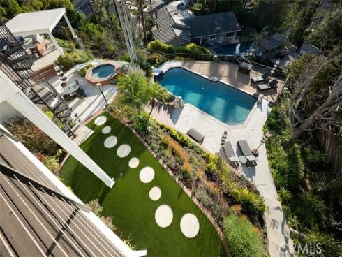 10831 Hideaway Dr , North Tustin, CA