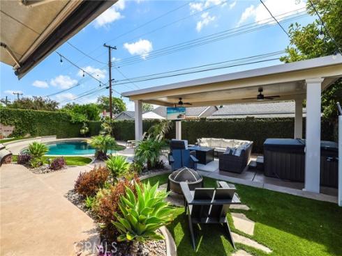 17892 Wellington Avenue, North Tustin, CA