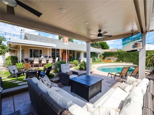 17892 Wellington Avenue, North Tustin, CA