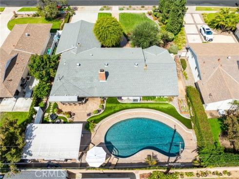 17892 Wellington Avenue, North Tustin, CA