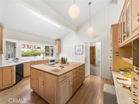 9891 Deerhaven , North Tustin, CA