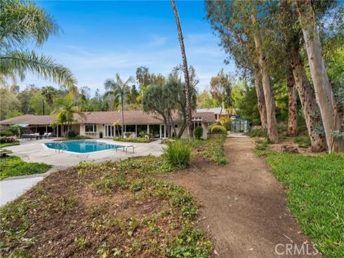 9891 Deerhaven , North Tustin, CA