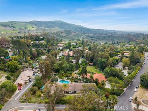 9891 Deerhaven , North Tustin, CA