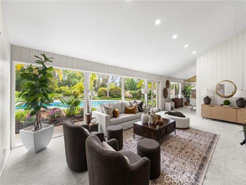 9891 Deerhaven , North Tustin, CA