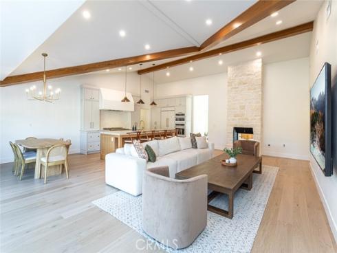 12592 Singing Wood Drive, North Tustin, CA