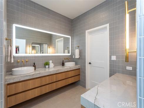 12592 Singing Wood Drive, North Tustin, CA